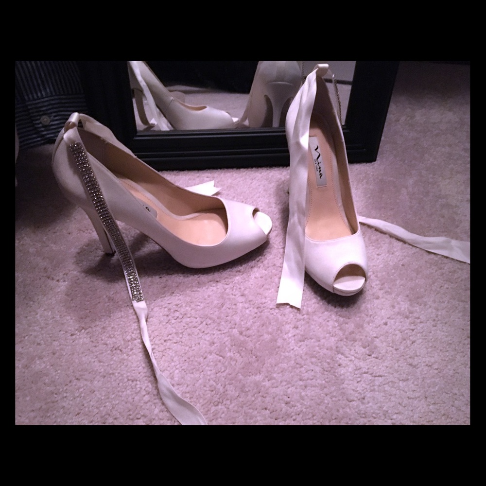 Nina New York Pumps - Picture 6 of 8