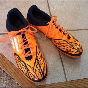 Adidas Free Football Speedkick indoor soccer shoes