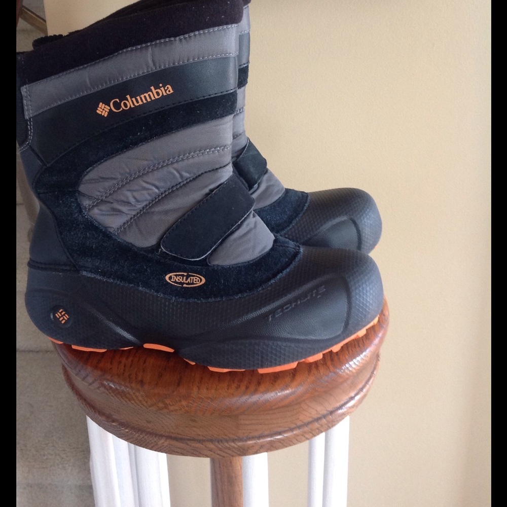 Black Columbia Boots with a Velcro strap (5)