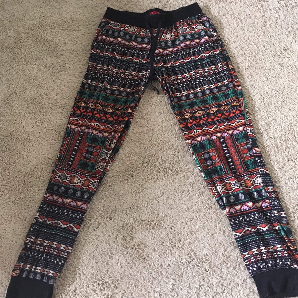 Multi print joggers.