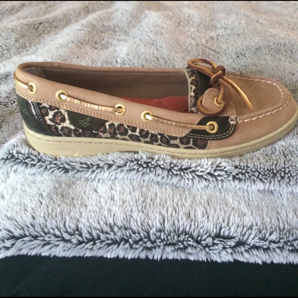 Fun women's Sperry's!