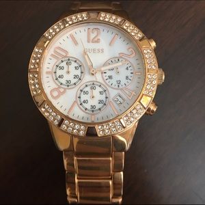 Guess watch with crystals