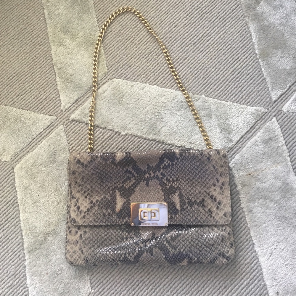 Michael Kors purse