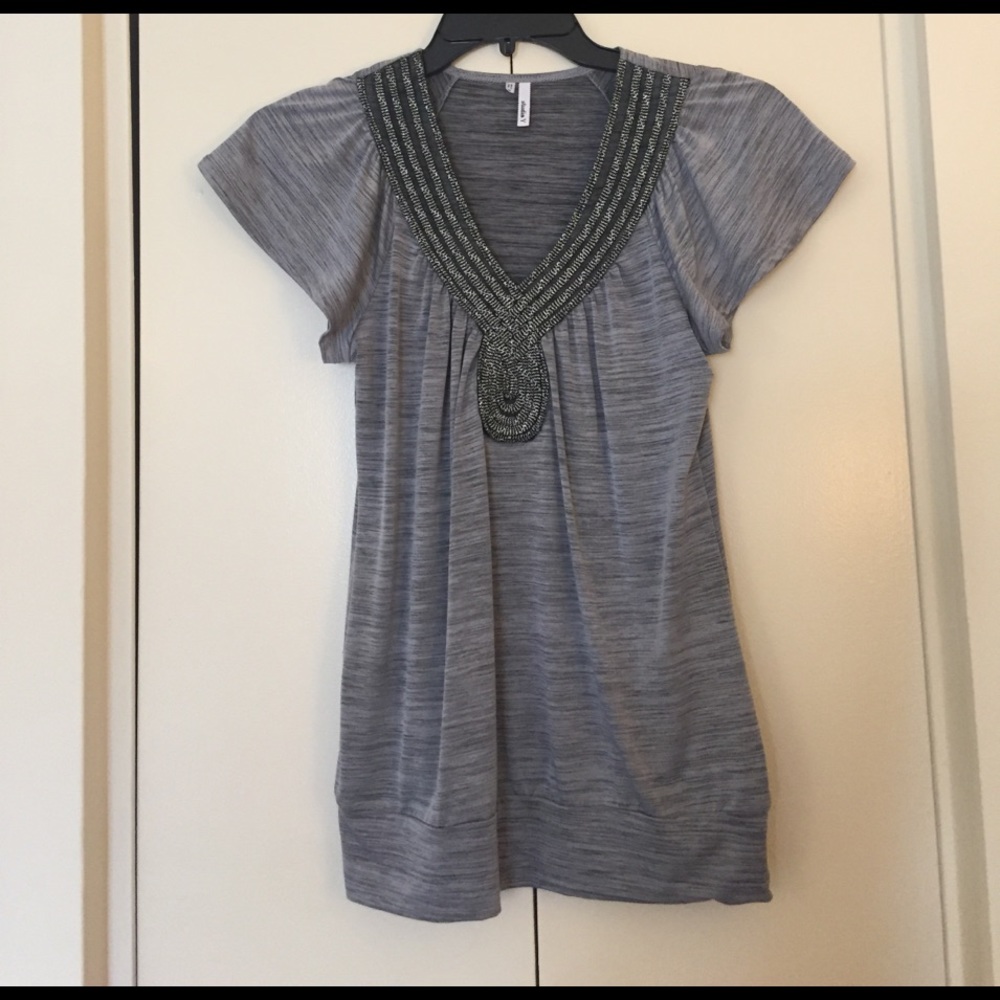 Gray dress shirt 👚