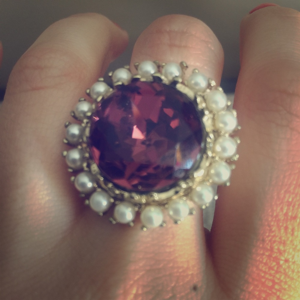 Large fashion ring
