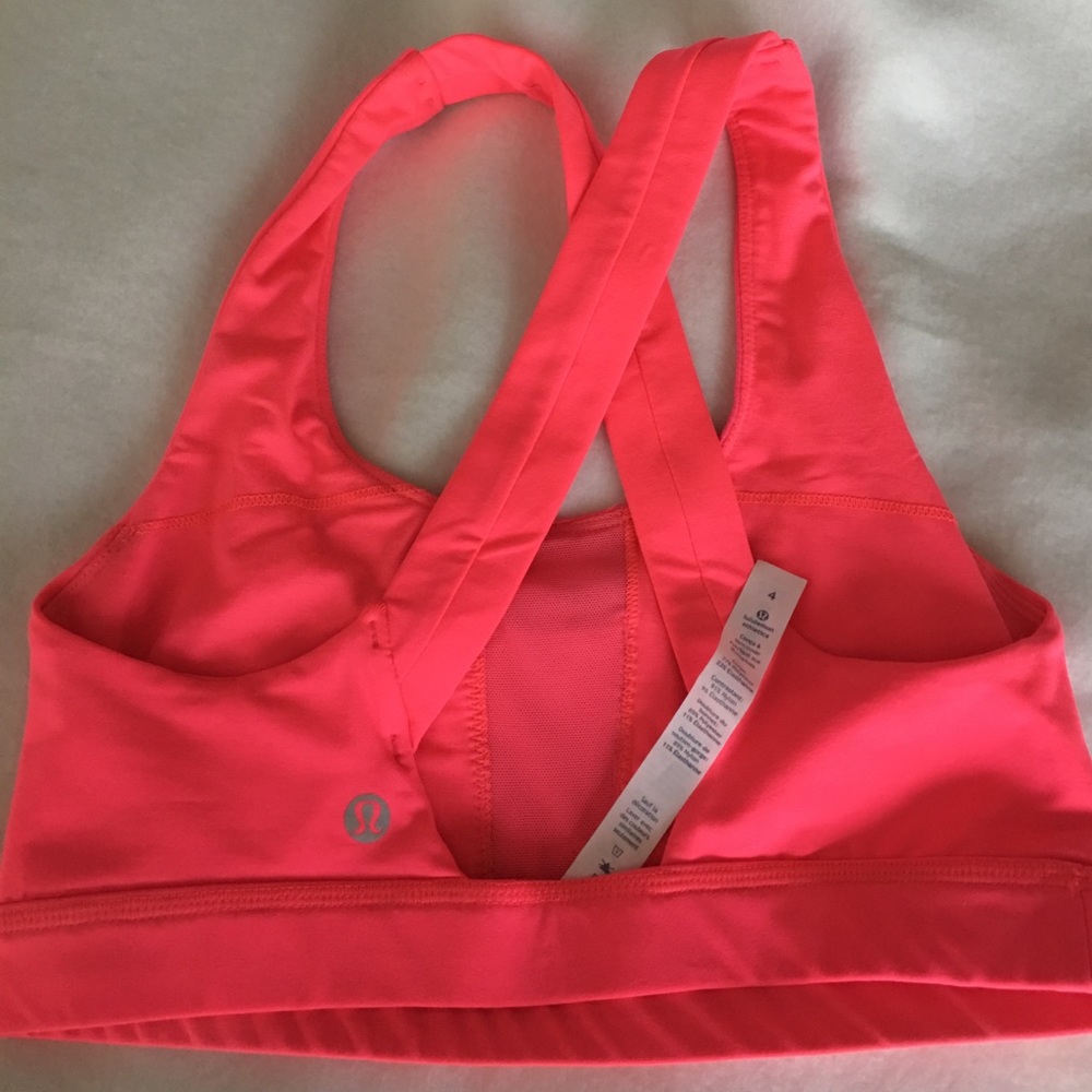 LuluLemon Run Stuff your Bra lll