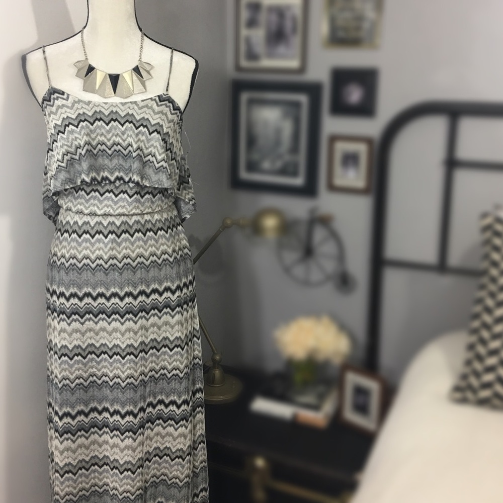 Gabby Sky Chevron Maxi Dress Size 4
