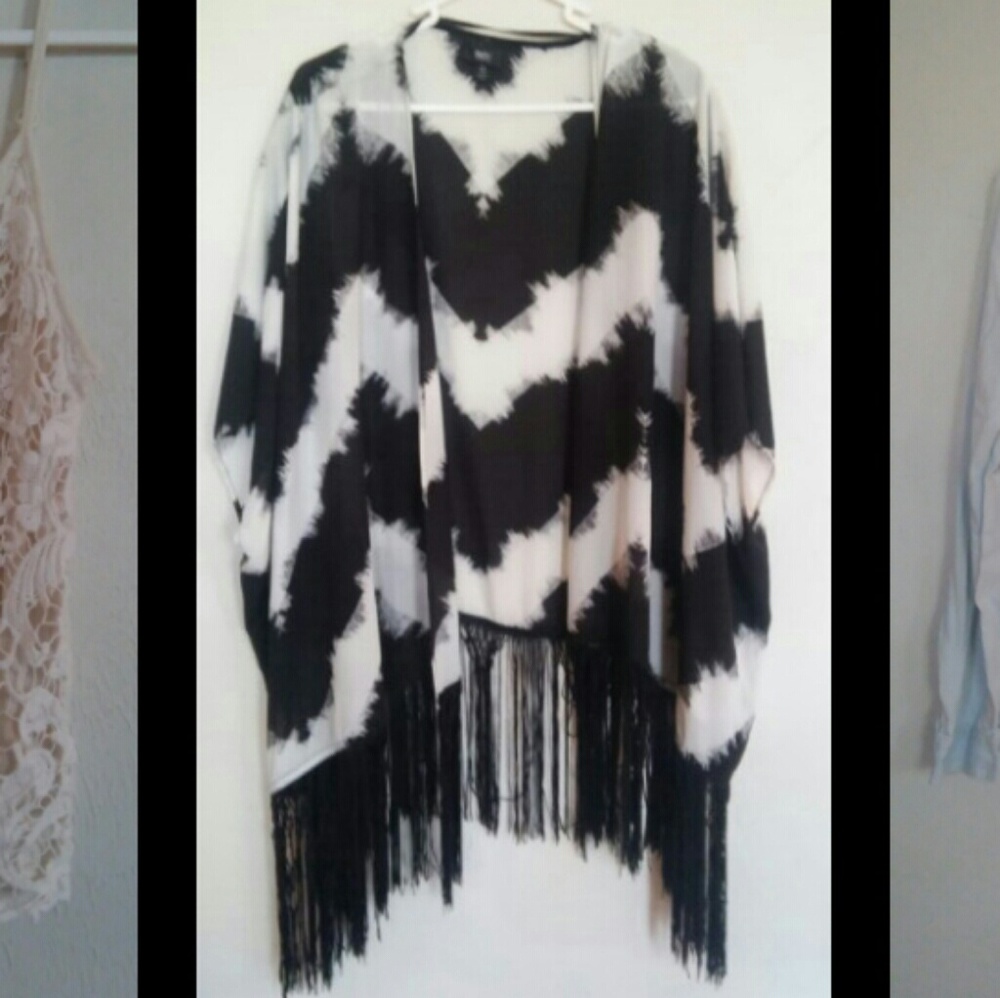 Chiffon tassel shawl