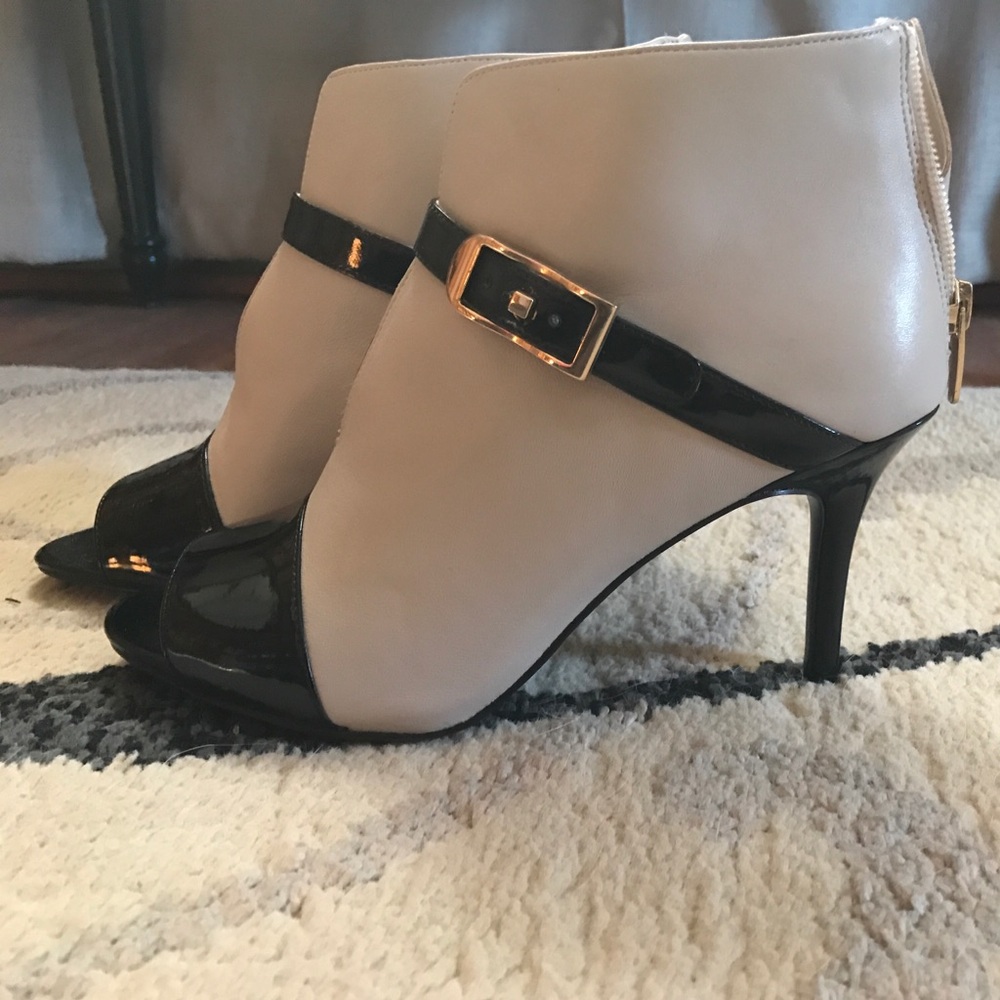Marc Fisher ankle boots