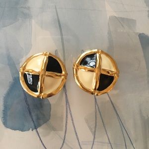 || 90s statement earrings ||