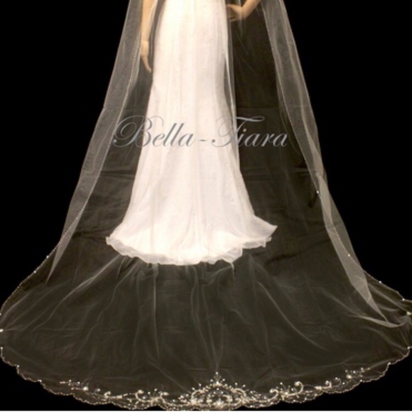 beaded Cathedral Wedding Veil - Free blusher - Picture 1 of 3