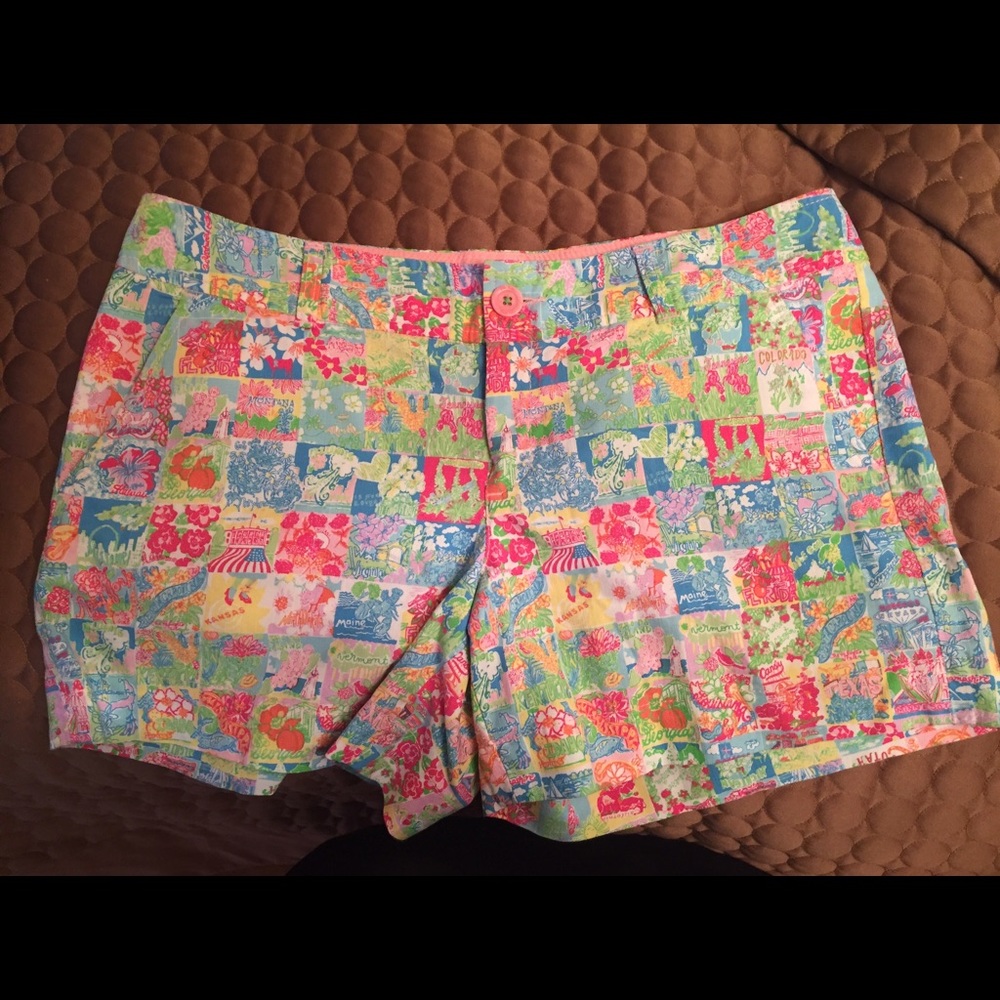 Lilly Pulitzer State of Mind Shorts