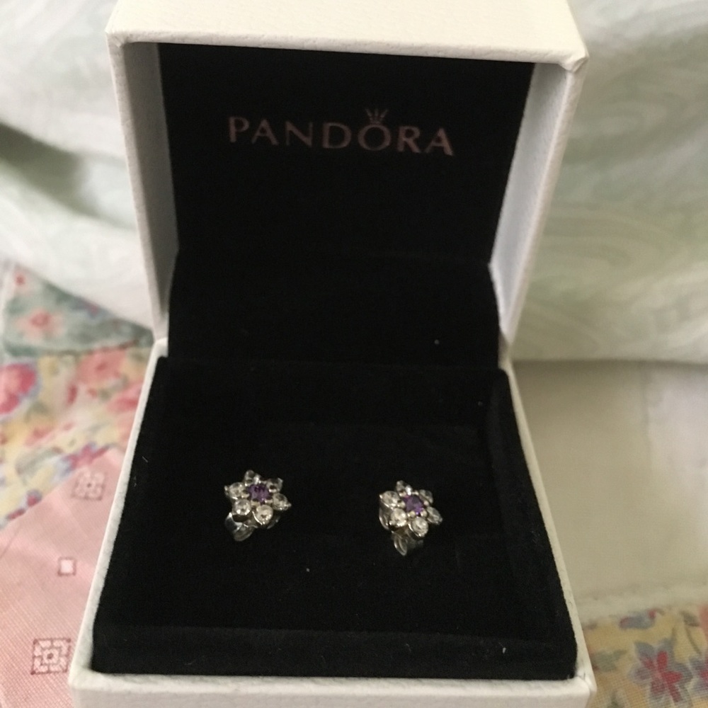 PANDORA EARRINGS!