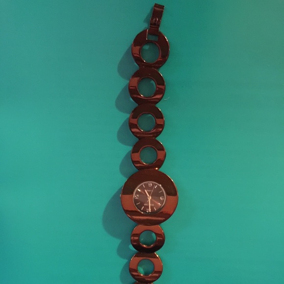 Watch - Picture 3 of 4