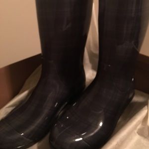 Brand new, Authentic ugg rain boots,