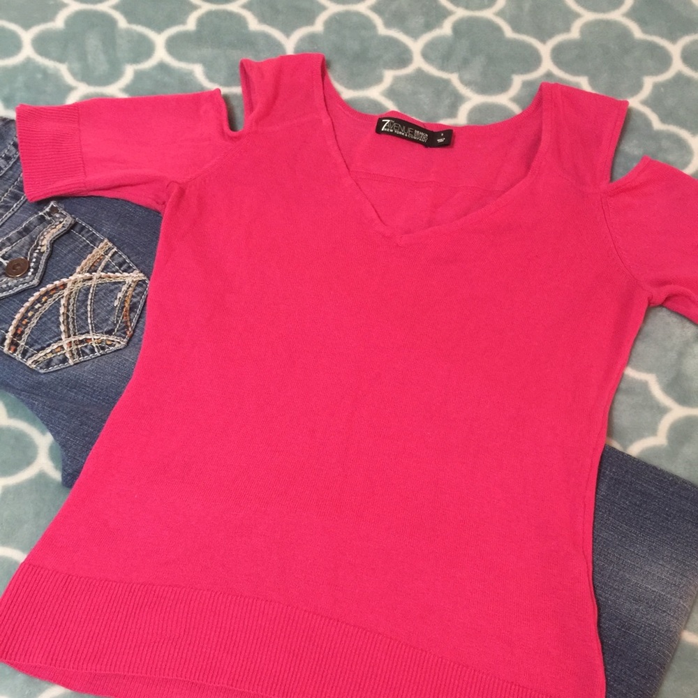 7th Avenue N Y & C Size S Pink Cold Shoulder Shirt