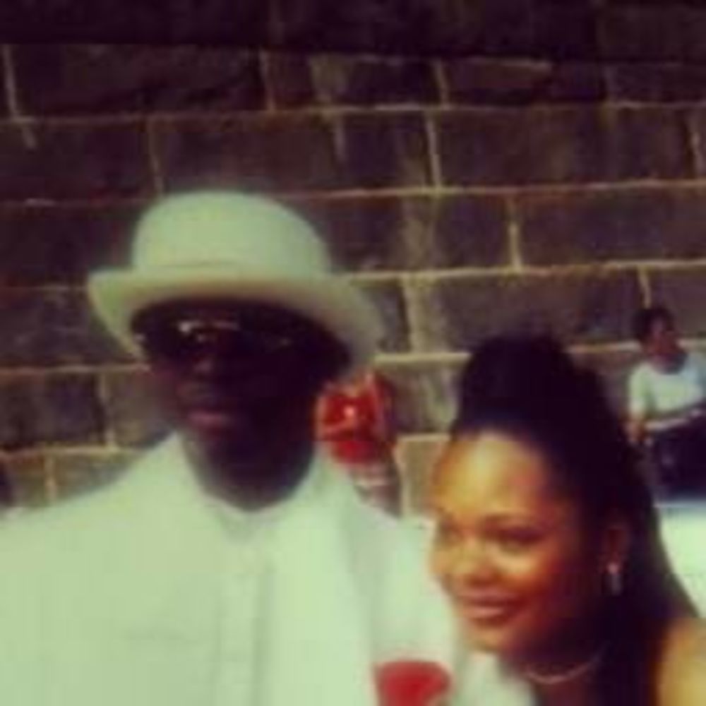 Meet your Posher, Toya