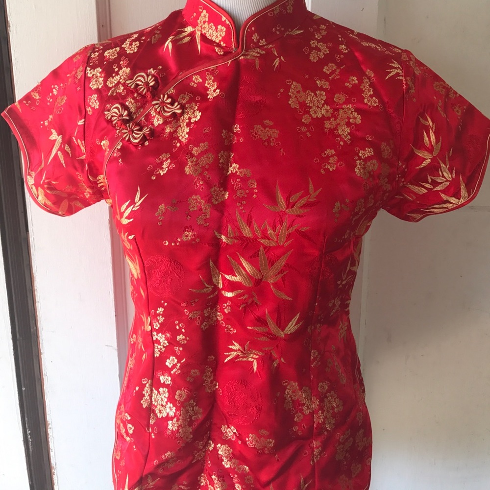 Red snap polyester/cotton shirt
