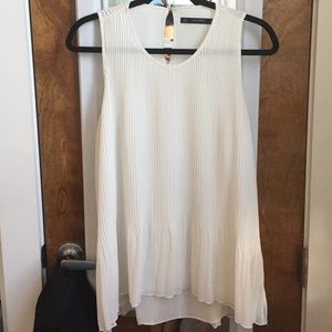 Pleated white Zara top