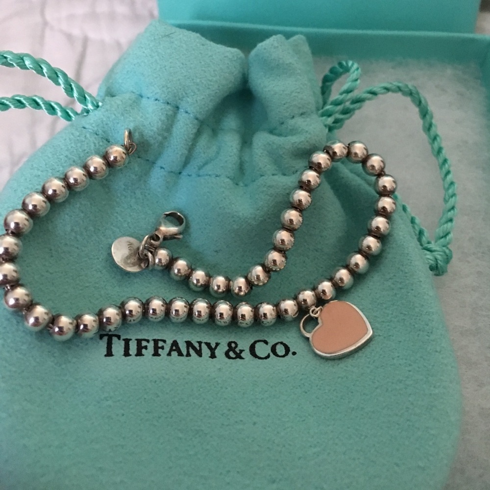 Barely worn Tiffany And Co Bubble Bracelet!