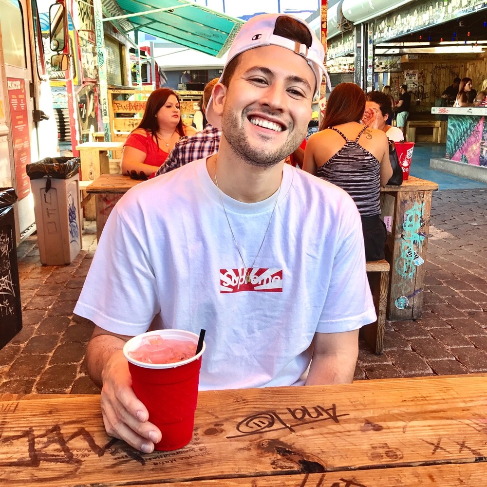 Meet your Posher, Christian