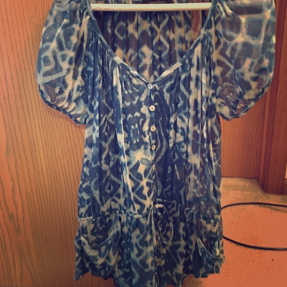 NWOT; Sheer patterned top - Picture 1 of 2