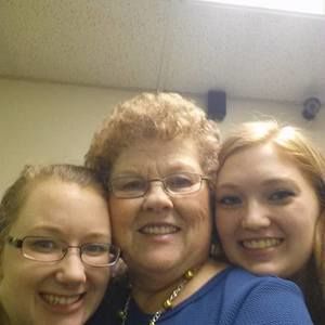 Meet your Posher, Phyllis