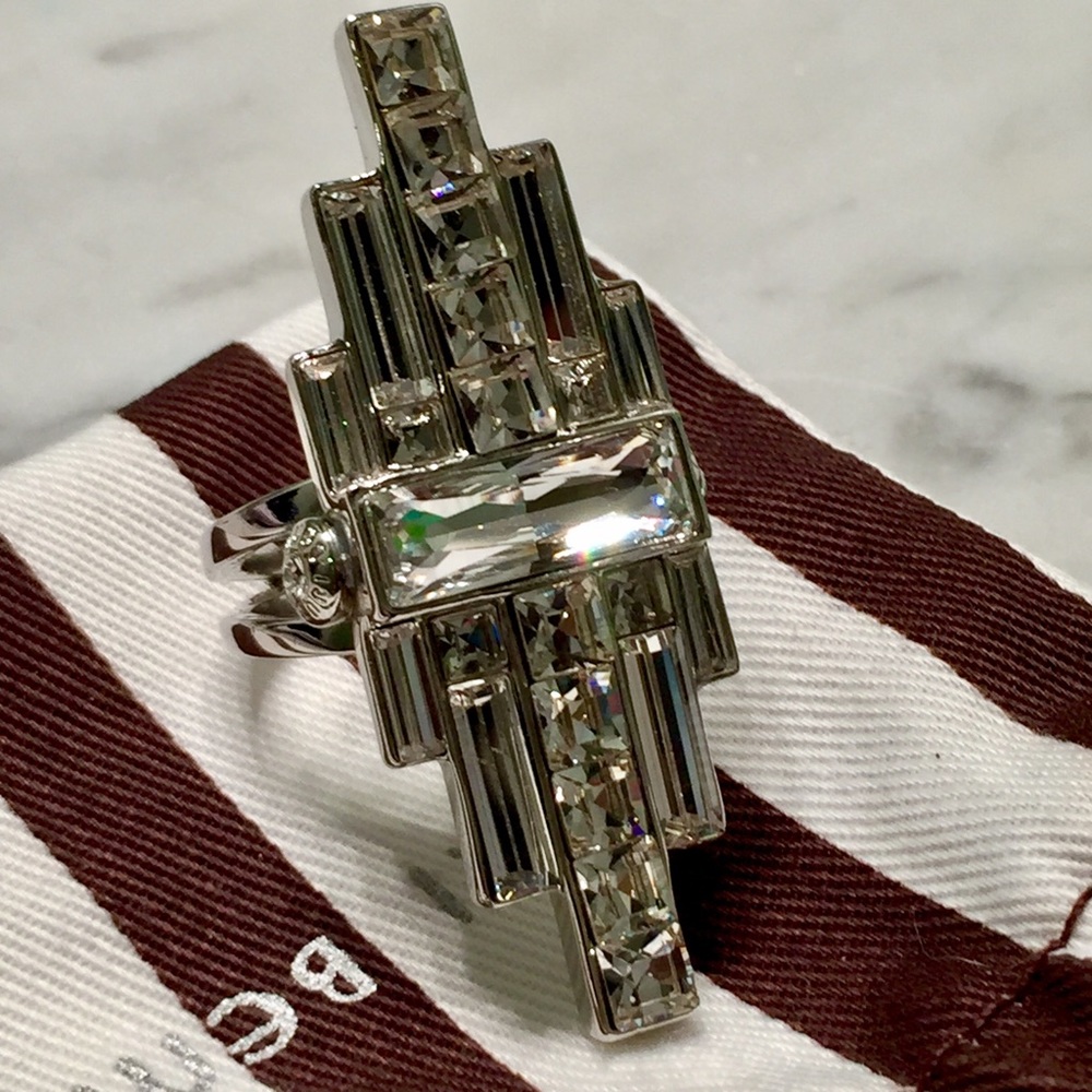***SOLD*** NWOT!  Henri Bendel Art Deco Ring