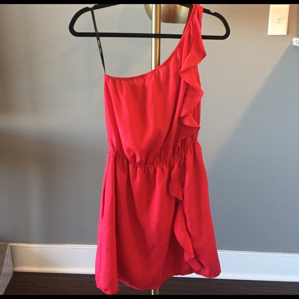 Red oneshoulder cocktail dress. Cute & versatile!