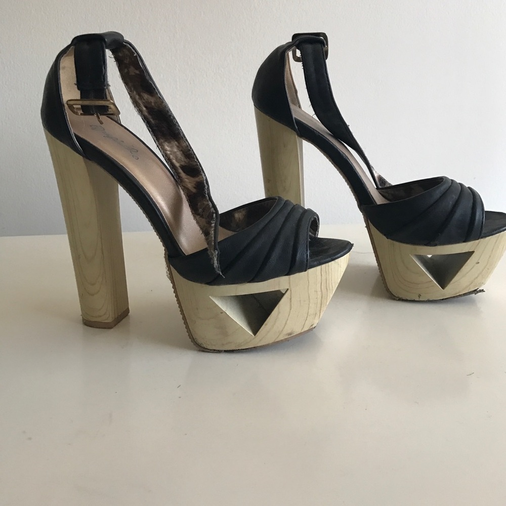 Quipid platform heels