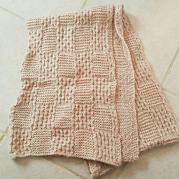 Knit Hat & Scarf Matching Set from H&M - Picture 3 of 4