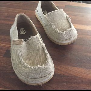 Toddler boys boat shoes