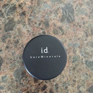 Bare minerals foundation