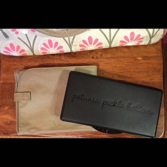 Petunia Pickle Bottom Sashay satchel diaper bag.