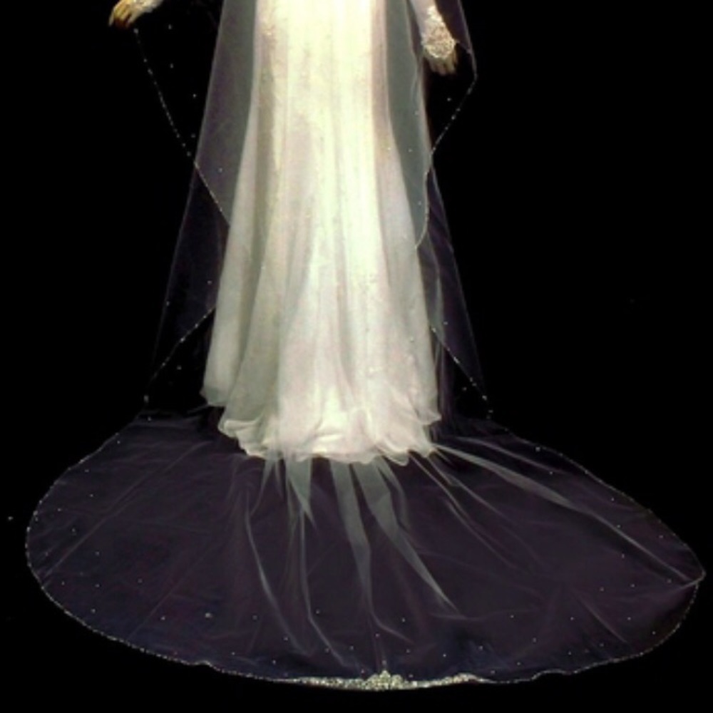 Elegant Beaded Edge Cathedral Veil
