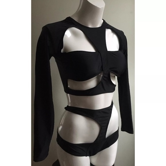 Sz Medium Black Bikini Top Swim Suit Bathing Suit - Picture 3 of 5