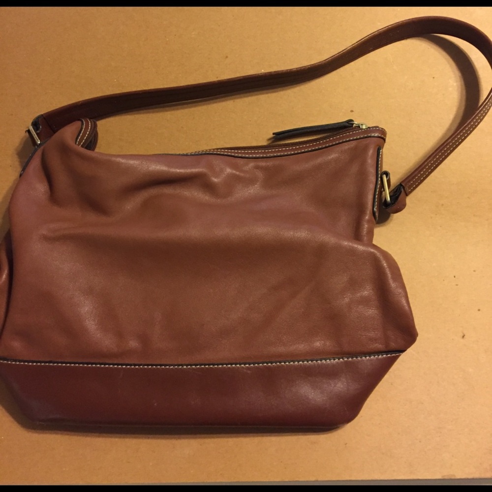 Talbots brown leather purse, has inside pockets