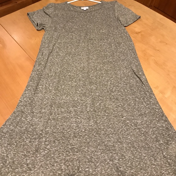 LuLaRoe Dresses & Skirts - NWOT LuLaRoe green heathered XS Carly shirt