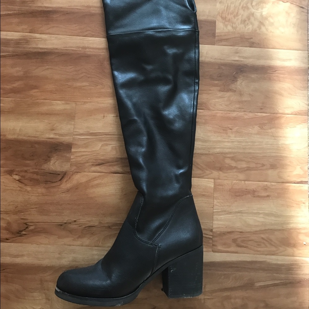 Steve Madden boots