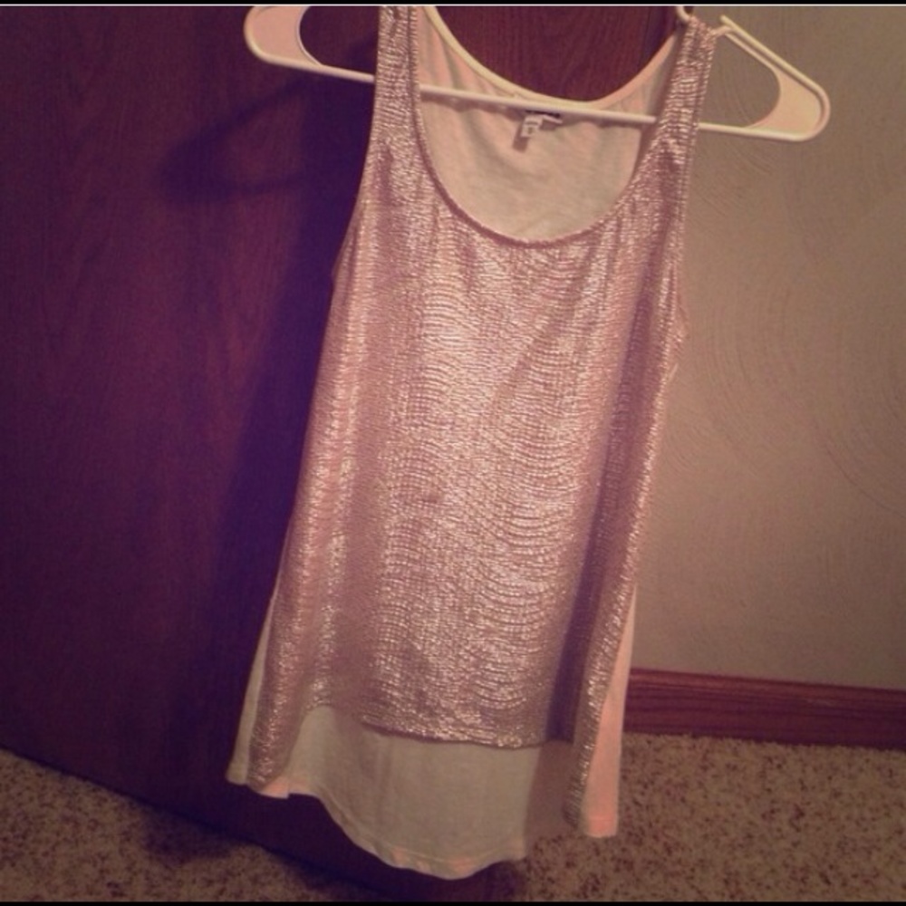 Shimmery top