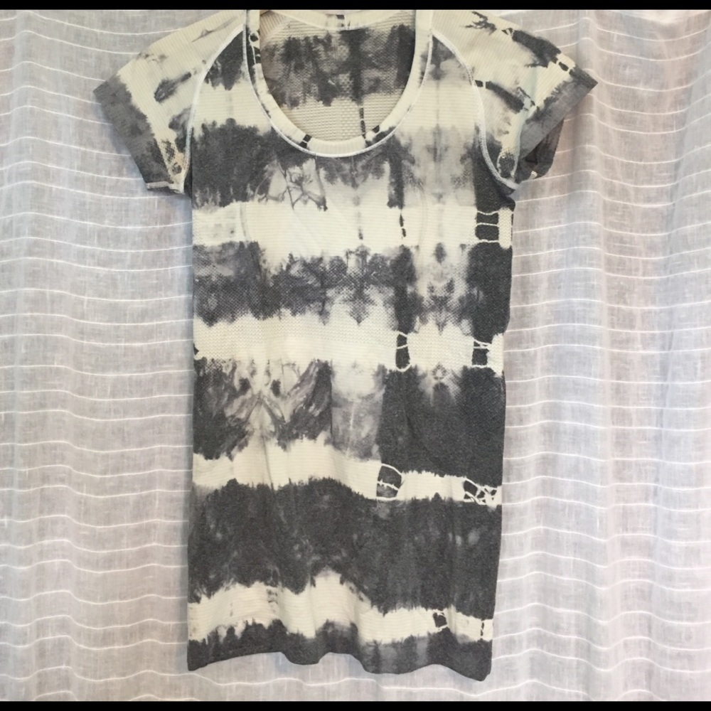 Lululemon Short Sleeved Swiftly Tech