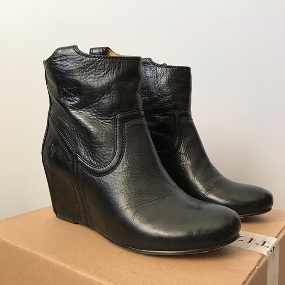 Frye Carson Wedge Ankle Boots - Picture 3 of 8