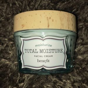 Benefit total moisture facial cream