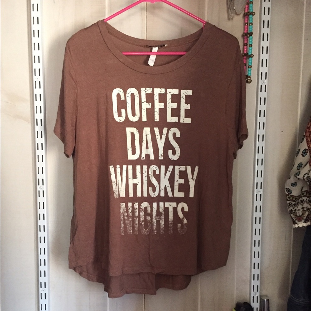 Coffee days whiskey nights - graphic t shirt