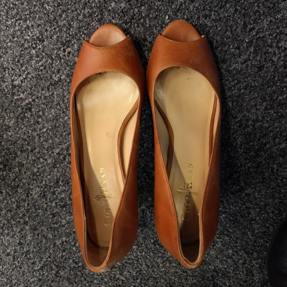 Cole Haan cognac peep-toe pumps