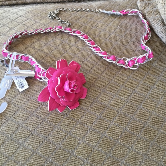 *BUNDLED* BNWT NY&Company Rose Flower Belt Flower Delivery to Bronx - Flordel Florist New York Florist  main image 4