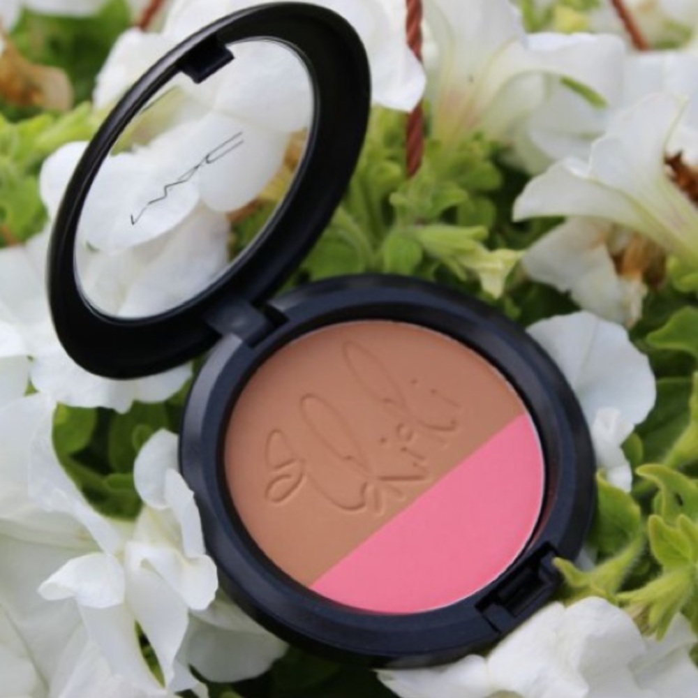 MAC Le RiRi Blush duo in Hibiscus Kiss