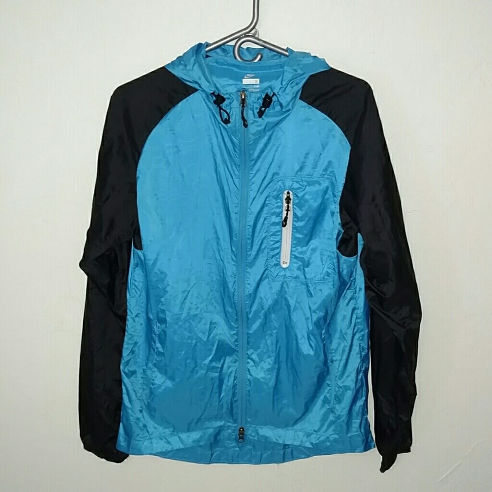 Nike windbreaker