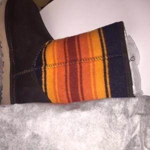 Grand canyon pendleton limited edition uggs