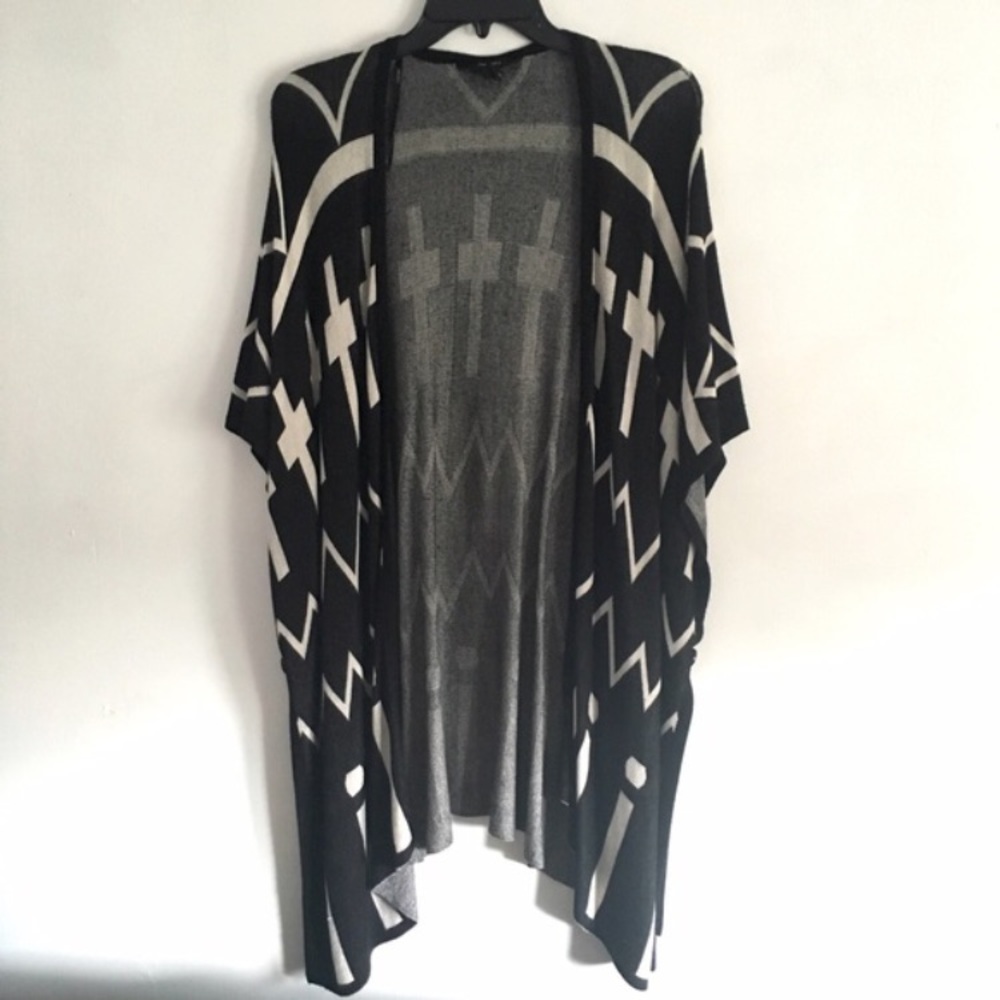 Cross Kimono 😇 ❌ SOLD ❌